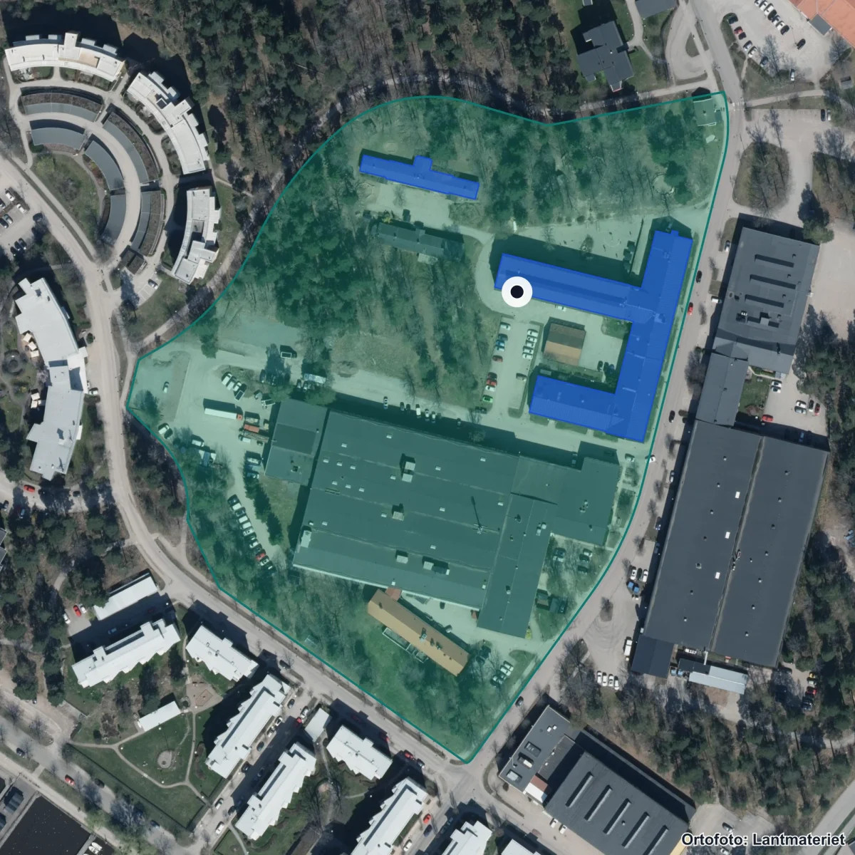 Aerial view of Almaskolan, orthophoto from Lantmäteriet
