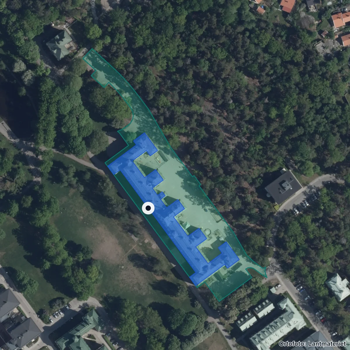 Flygbild över Apolloniosskolan, ortofoto från Lantmäteriet