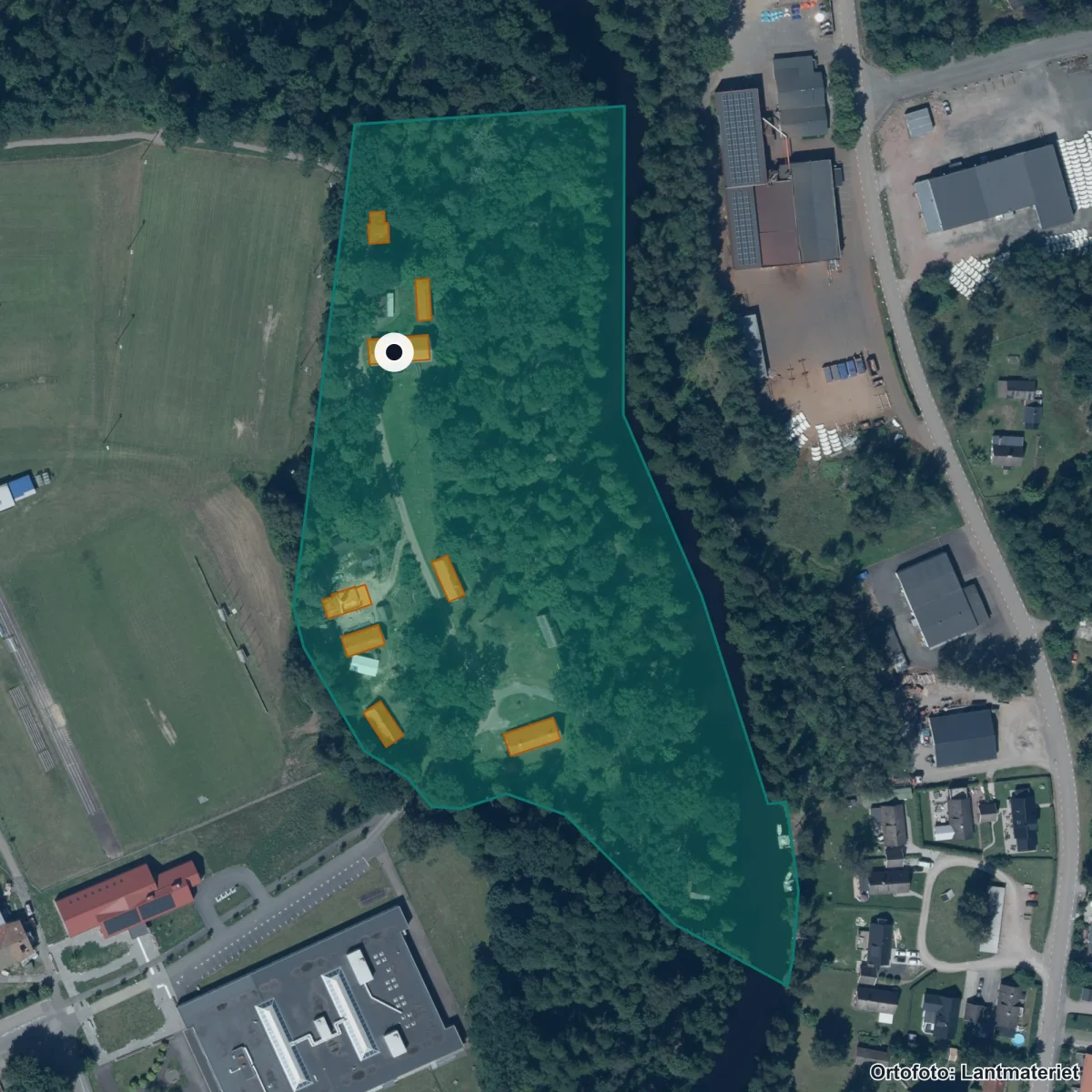 Flygbild över Prästavångsskolan 4-6, ortofoto från Lantmäteriet