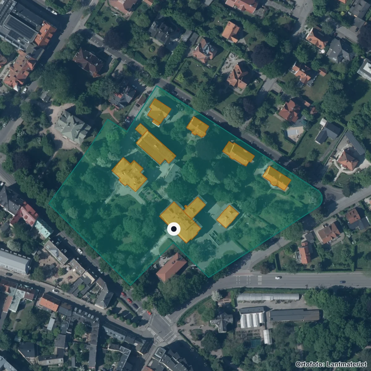 Flygbild över ProCivitas Privata Gymnasium Lund, ortofoto från Lantmäteriet