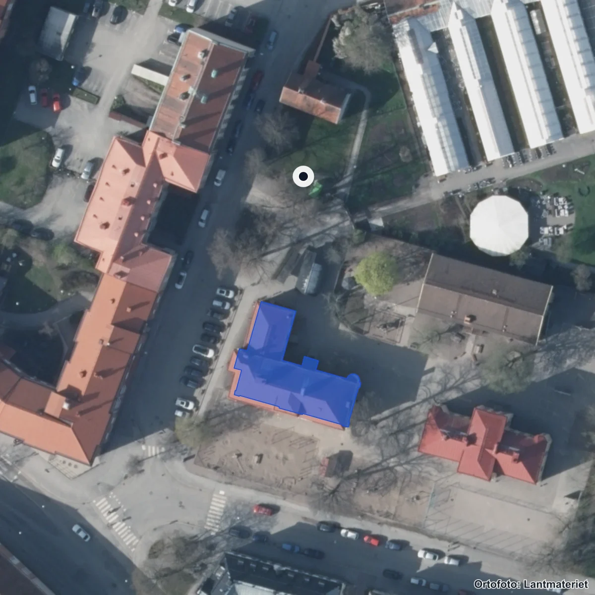 Flygbild över Stureskolan, ortofoto från Lantmäteriet
