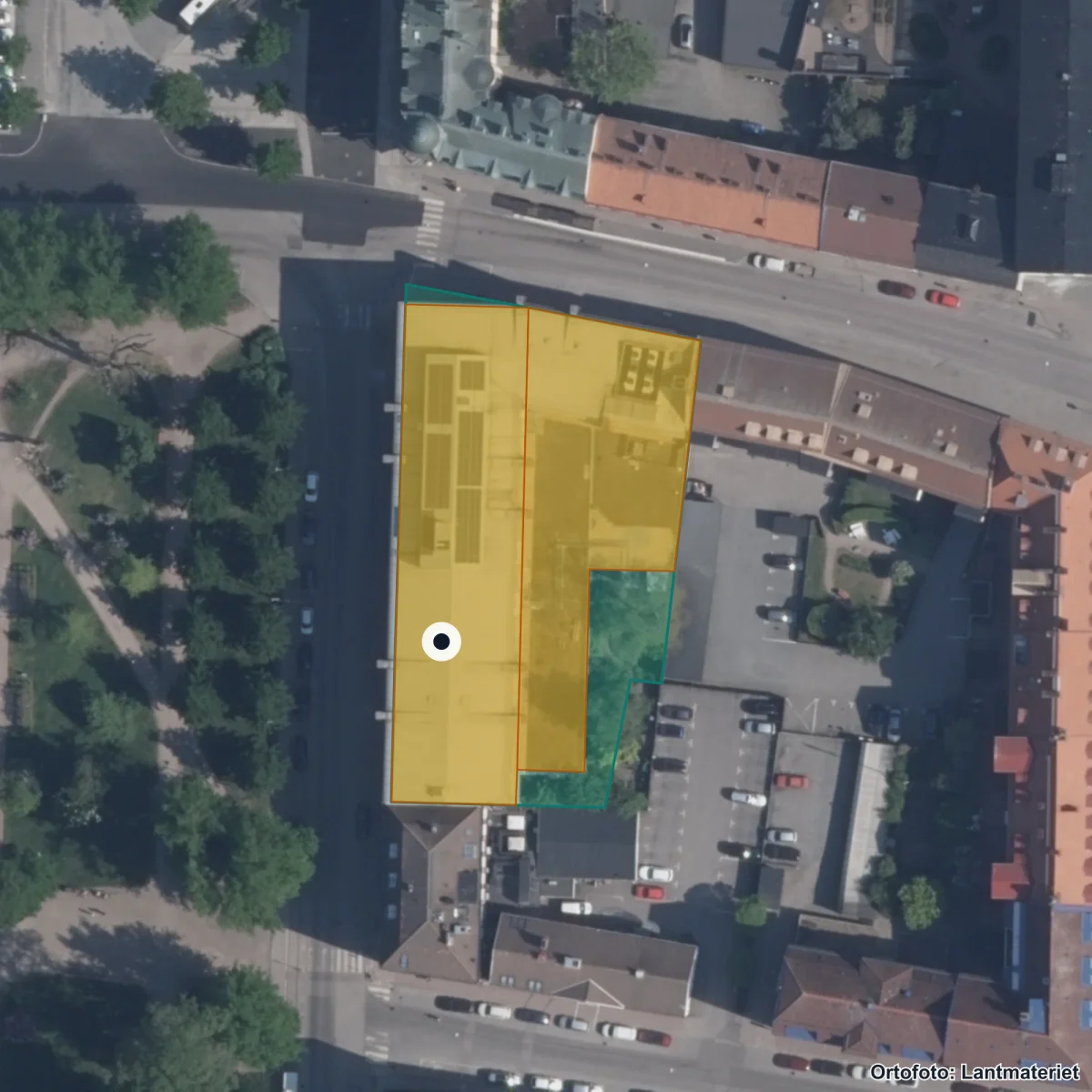 Flygbild över Vuxenutbildningen, ortofoto från Lantmäteriet