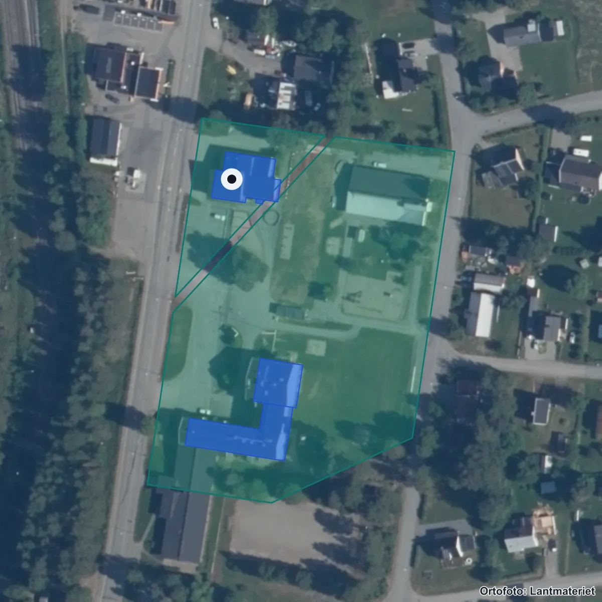 Flygbild över Centralskolan Hoting, ortofoto från Lantmäteriet