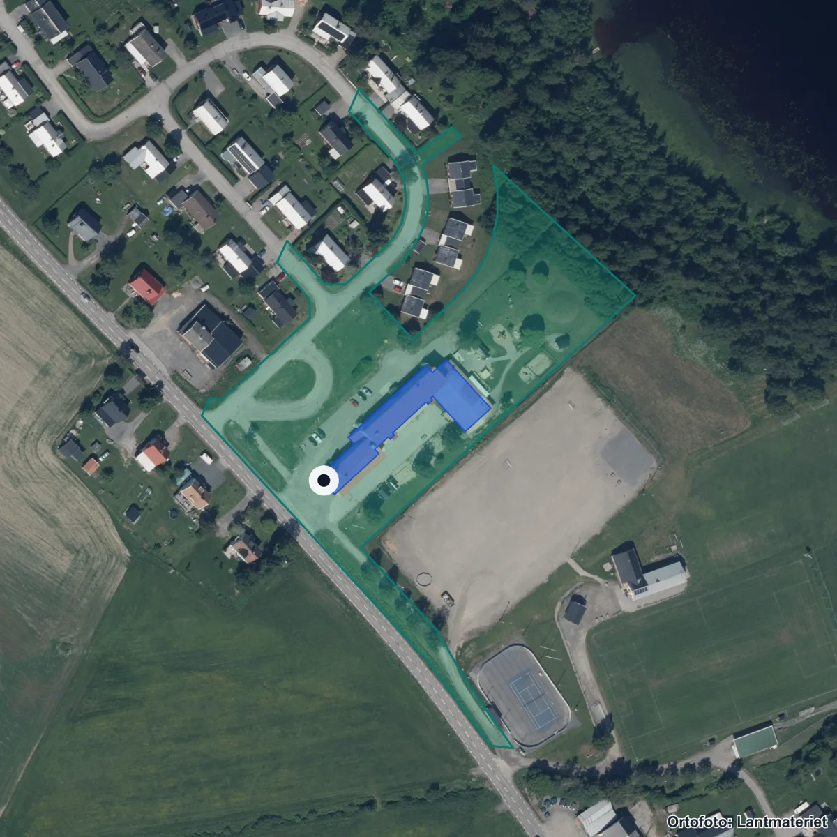 Flygbild över Sidensjöskolan, ortofoto från Lantmäteriet