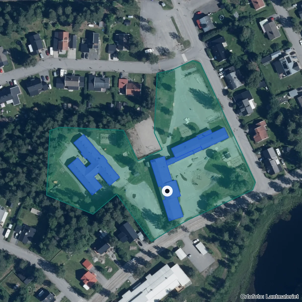 Flygbild över Södermalmsskolan, ortofoto från Lantmäteriet