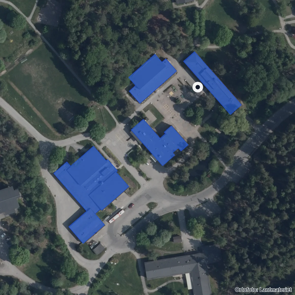 Flygbild över Södertörns friskola, ortofoto från Lantmäteriet