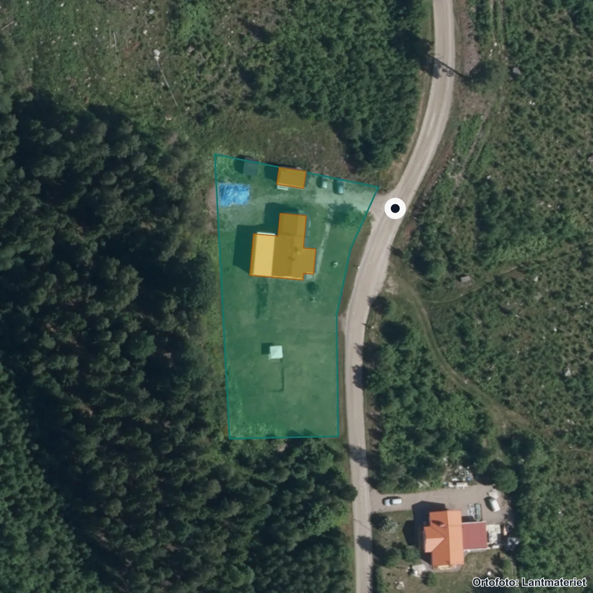 Flygbild över Marmorbyns skola, ortofoto från Lantmäteriet