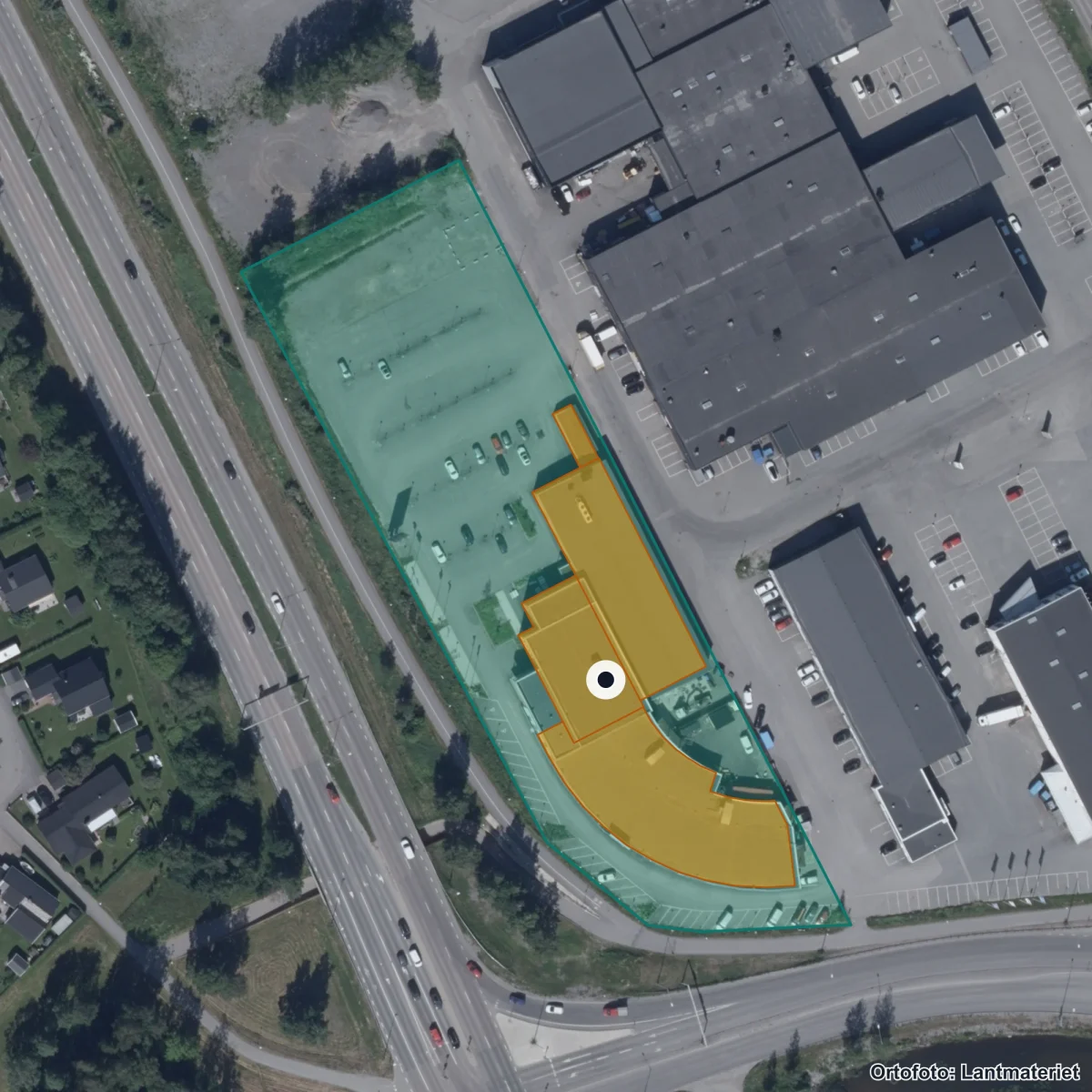Flygbild över Praktiska Gymnasiet Luleå, ortofoto från Lantmäteriet