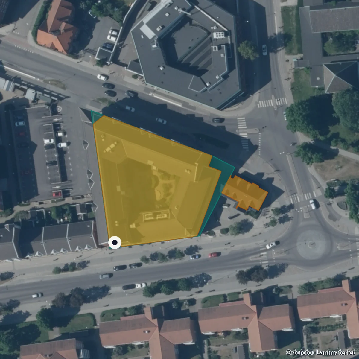 Flygbild över JENSEN gymnasium Lund, ortofoto från Lantmäteriet