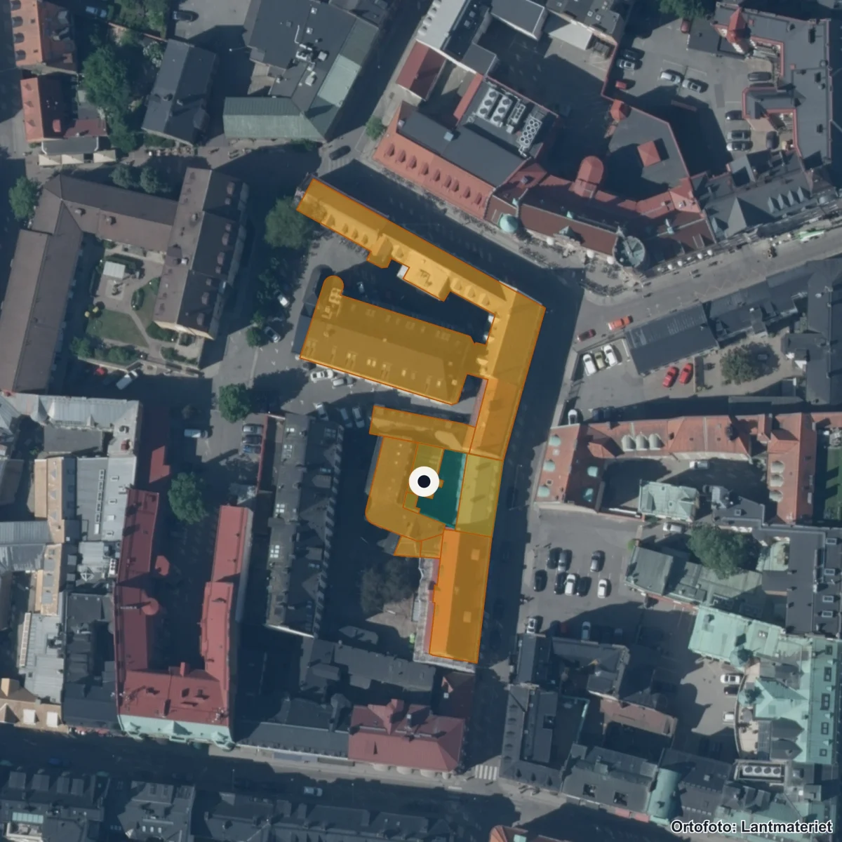 Flygbild över Mårtenskolan, ortofoto från Lantmäteriet