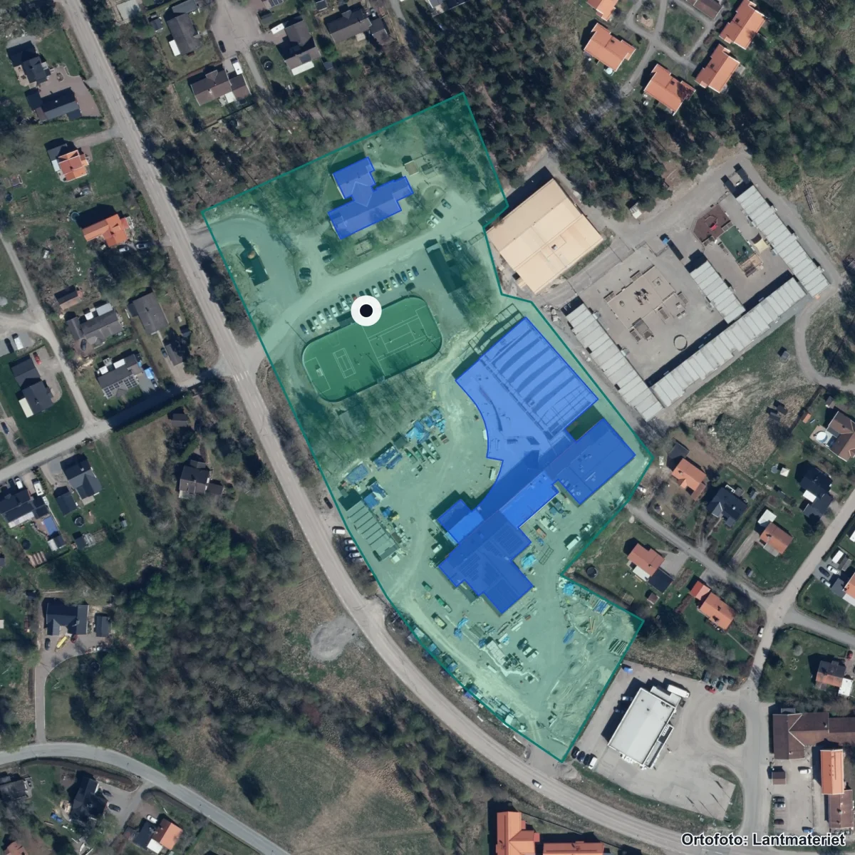 Flygbild över Sundbornsskolan, ortofoto från Lantmäteriet