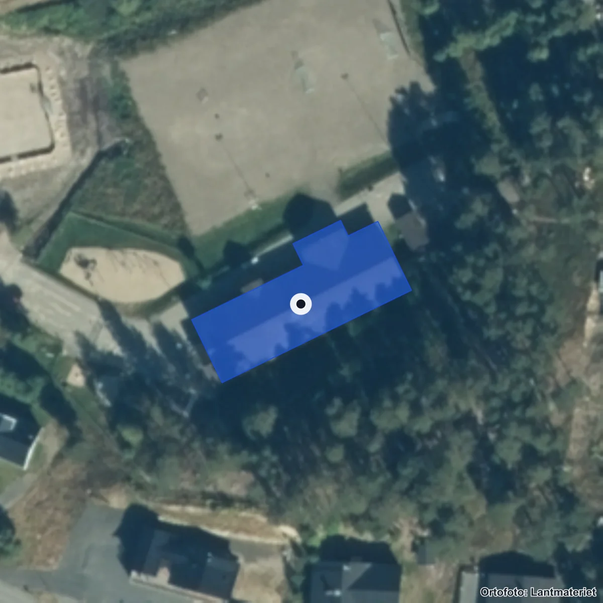Flygbild över Lofsdalens skola, ortofoto från Lantmäteriet