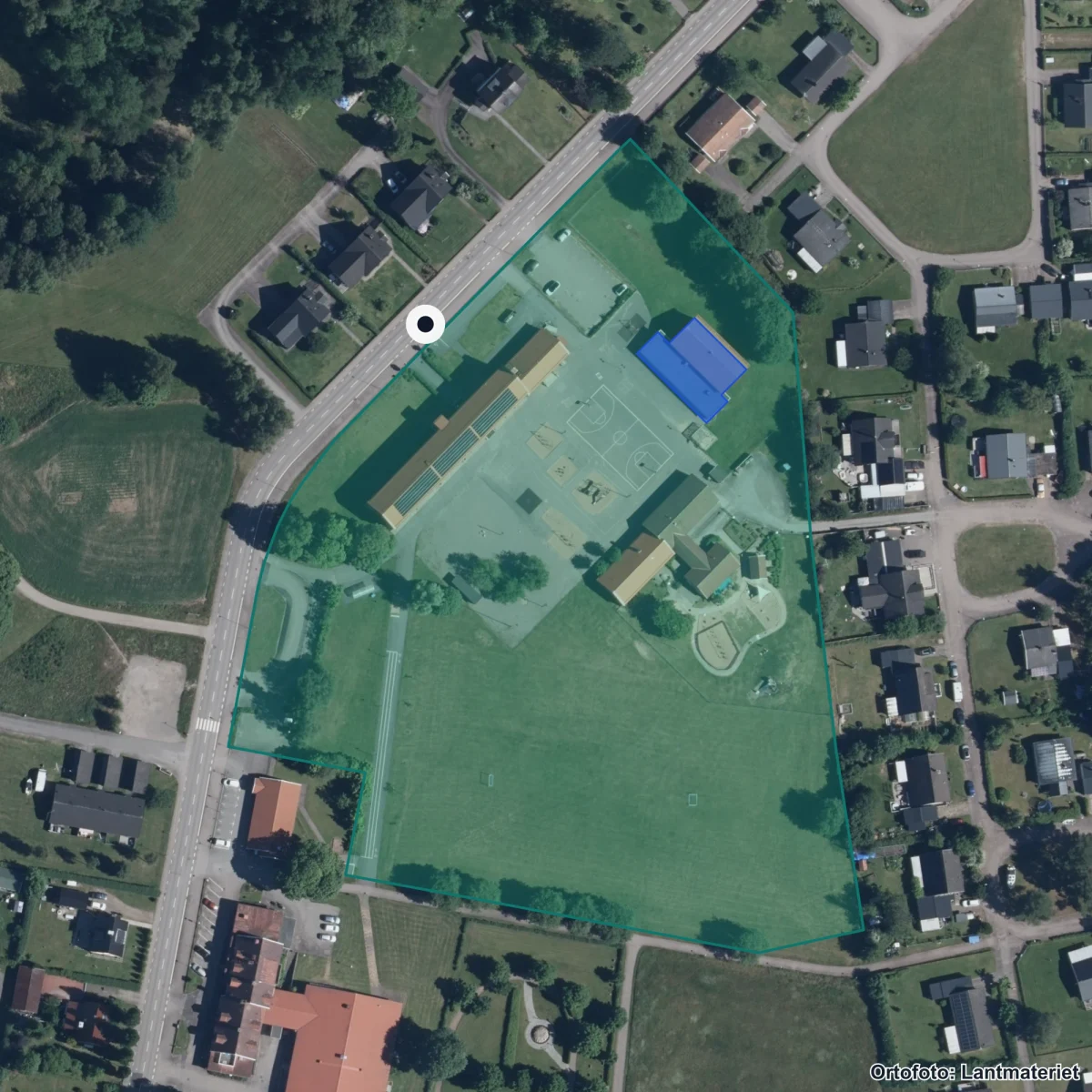 Flygbild över Unnaryds skola, ortofoto från Lantmäteriet