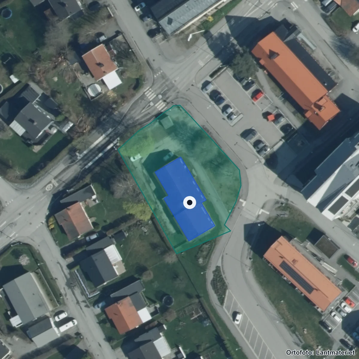 Flygbild över Västerängsskolan, ortofoto från Lantmäteriet