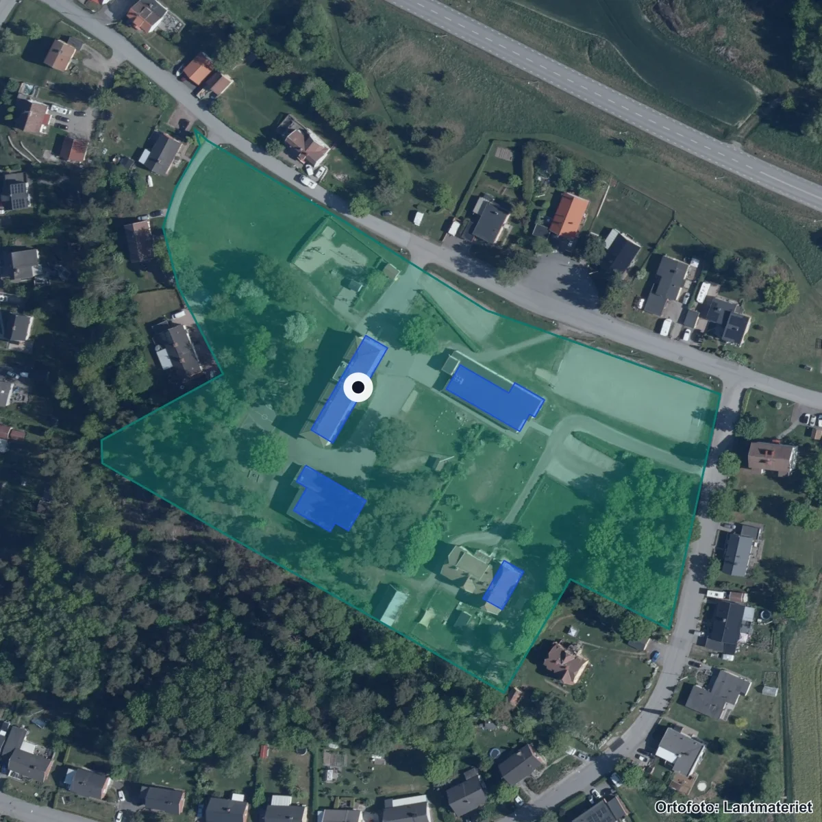 Flygbild över Jönåkers skola, ortofoto från Lantmäteriet