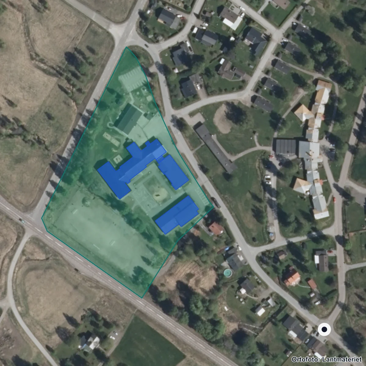 Flygbild över Sulviks skola, ortofoto från Lantmäteriet