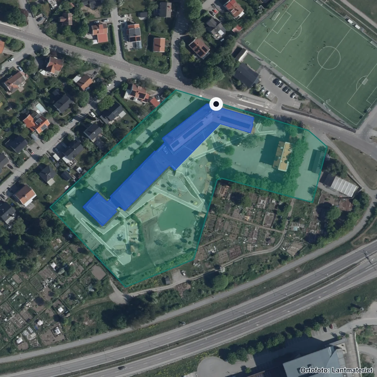 Flygbild över Ursvikskolan, ortofoto från Lantmäteriet