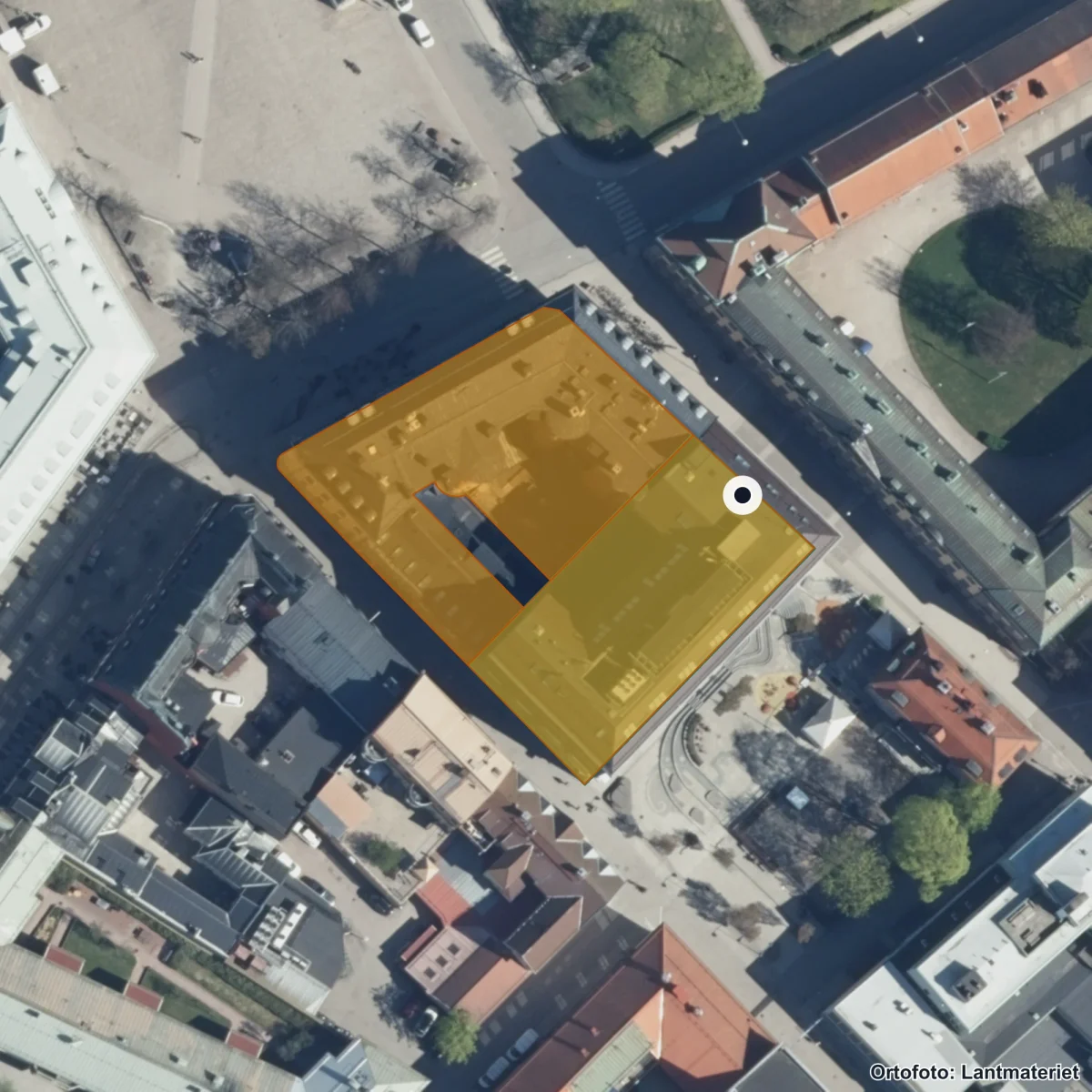 Flygbild över Hagströmska Gymnasiet Falun 2, ortofoto från Lantmäteriet