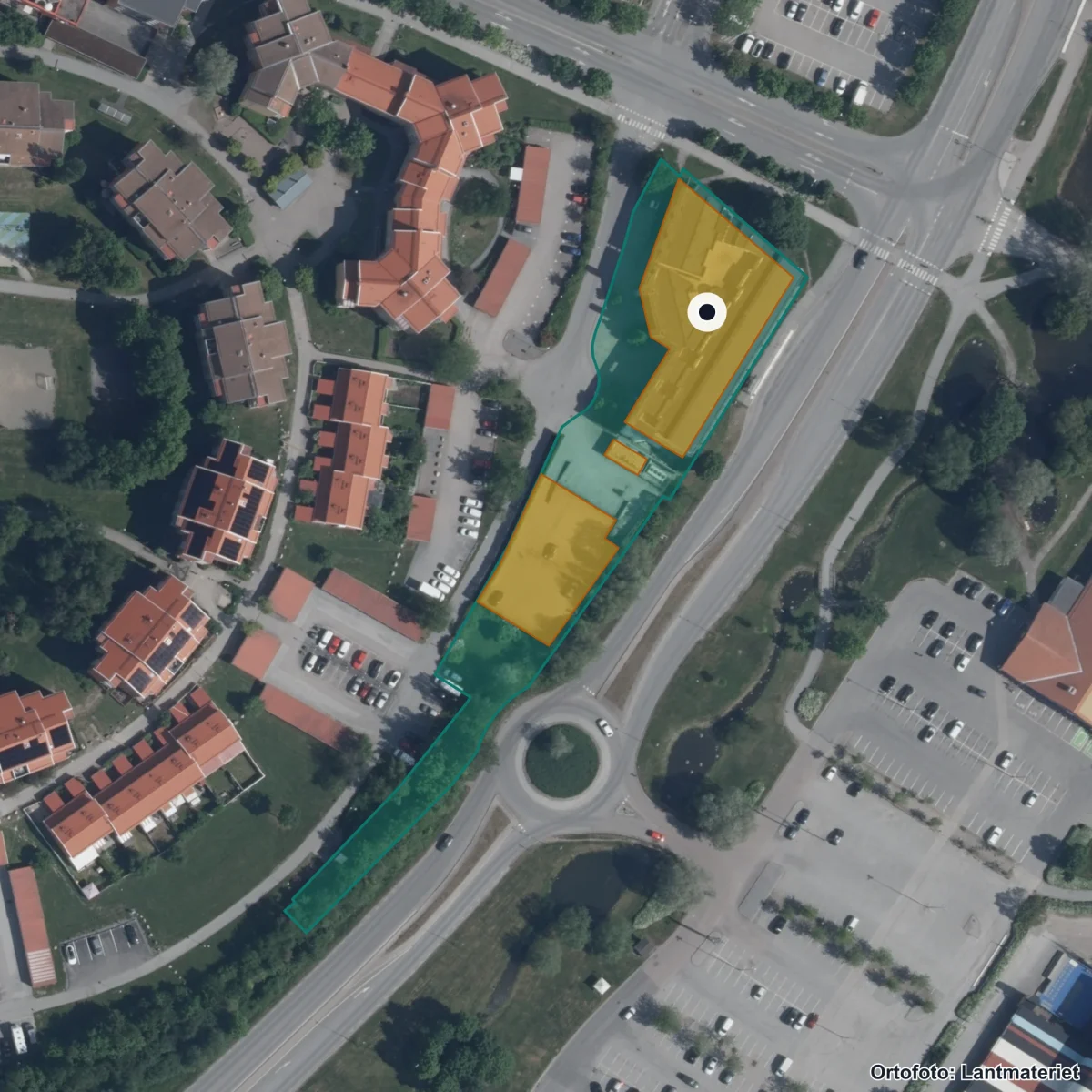 Flygbild över Sigtuna kompetenscenter, ortofoto från Lantmäteriet