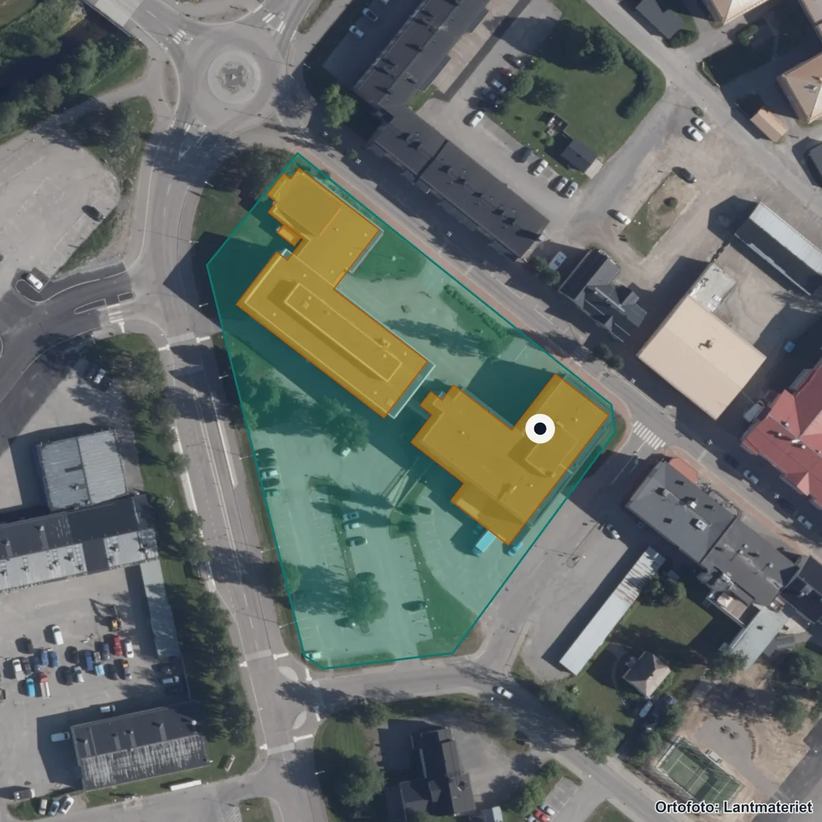 Flygbild över Vuxenutbildningen, ortofoto från Lantmäteriet