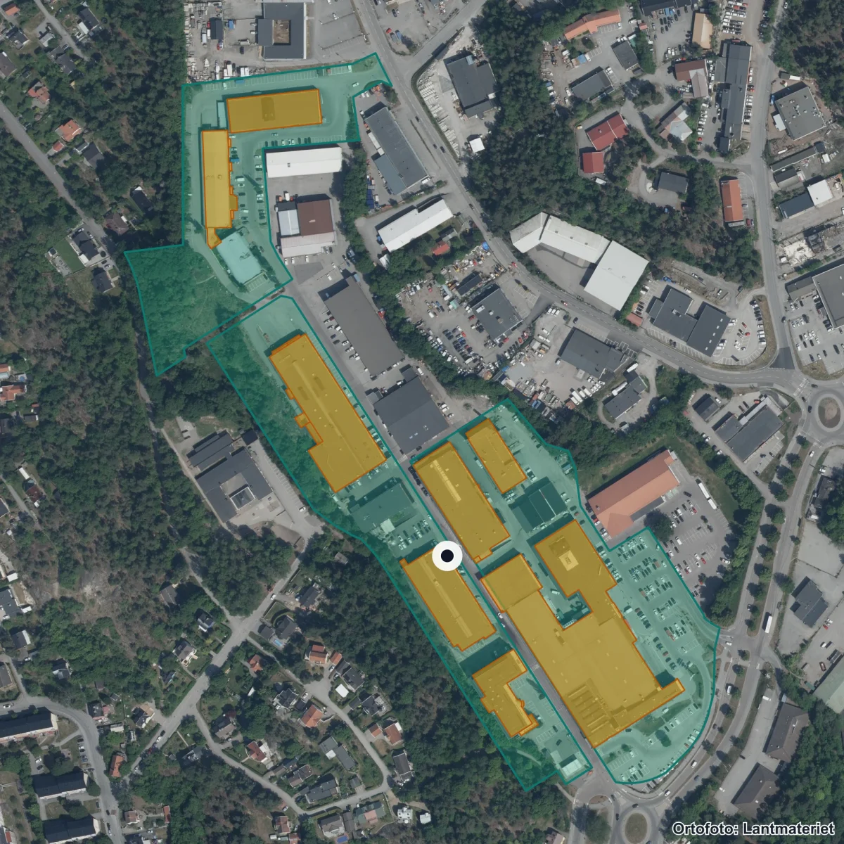 Flygbild över NTI Gymnasiet Södertälje, ortofoto från Lantmäteriet