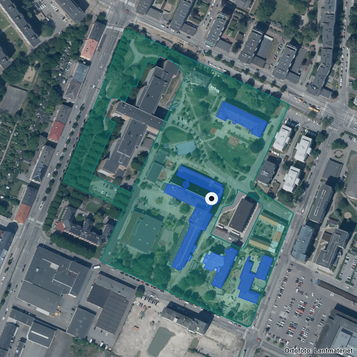 Flygbild över Rosengårdsskolan 7-9, ortofoto från Lantmäteriet