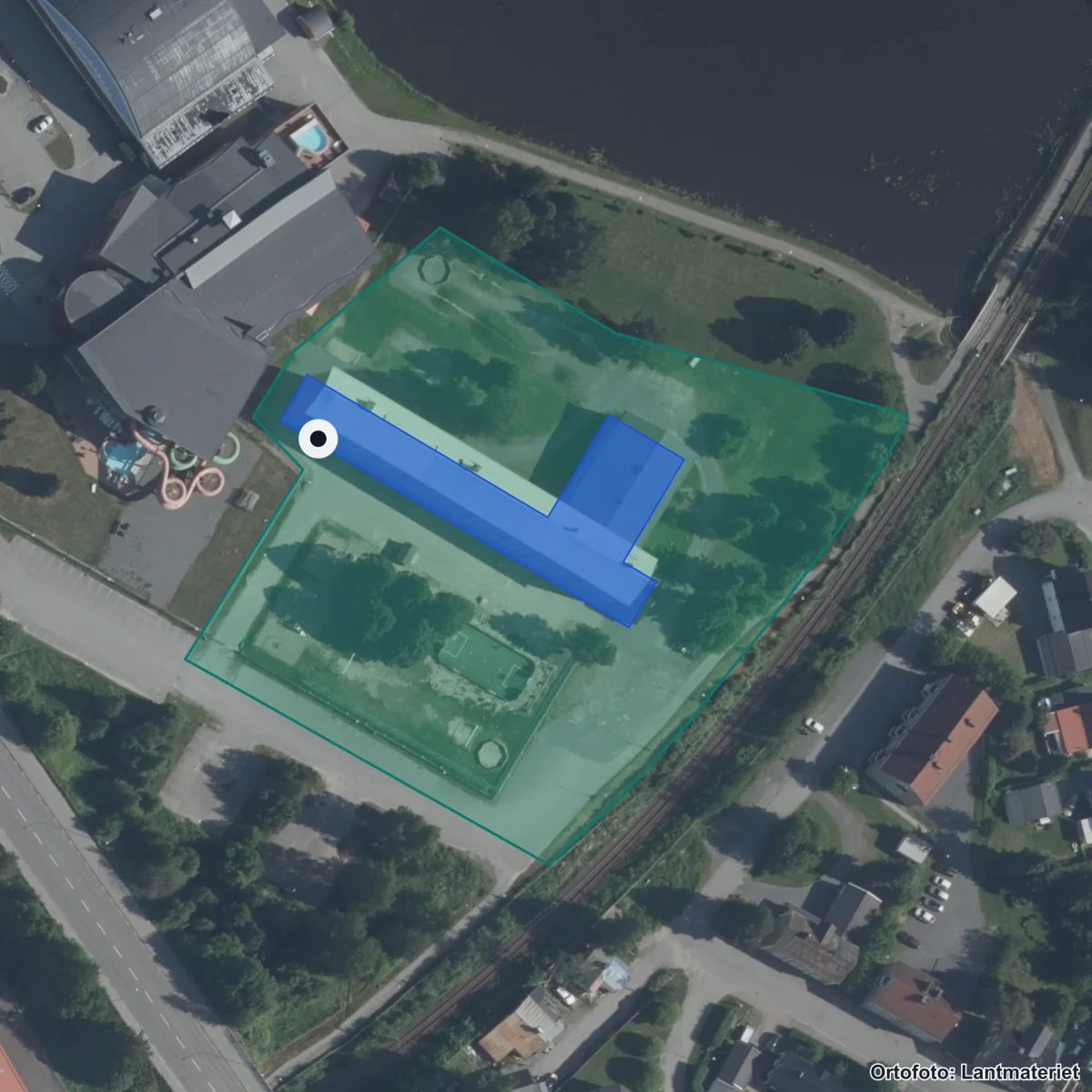 Flygbild över Noblaskolan Boden, ortofoto från Lantmäteriet