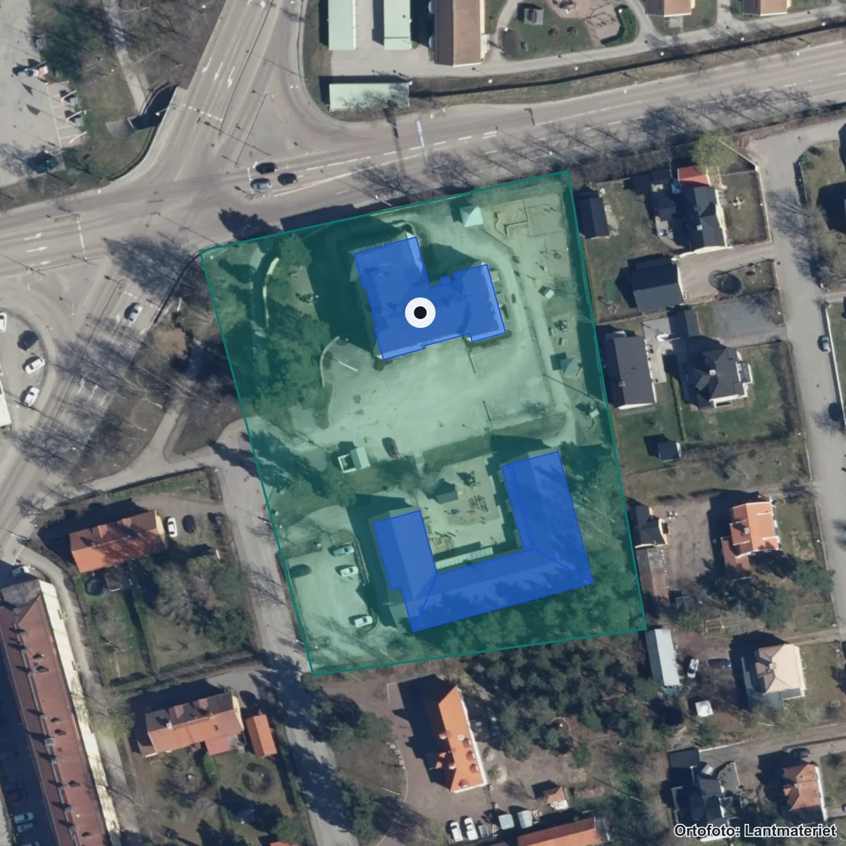 Flygbild över Sandbacka skola, ortofoto från Lantmäteriet