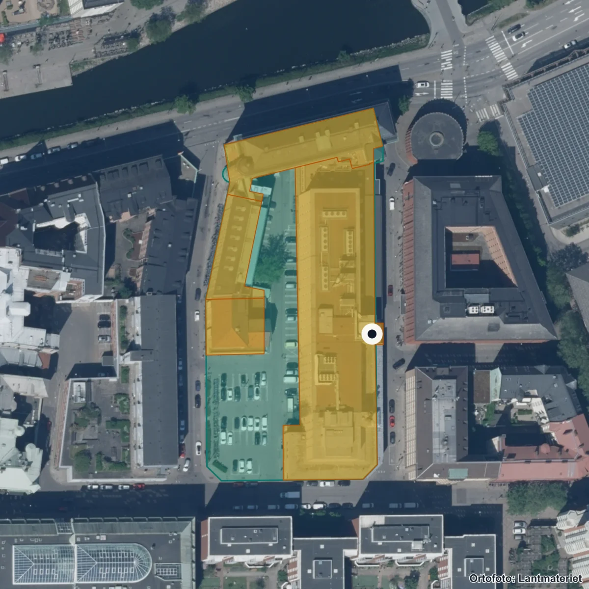 Flygbild över Designgymnasiet Malmö, ortofoto från Lantmäteriet