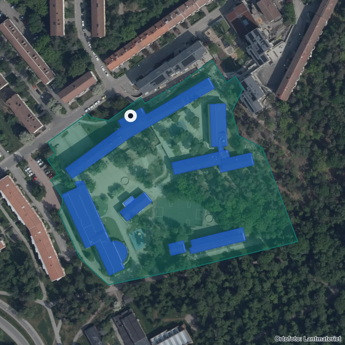 Flygbild över Björkhagens skola, ortofoto från Lantmäteriet