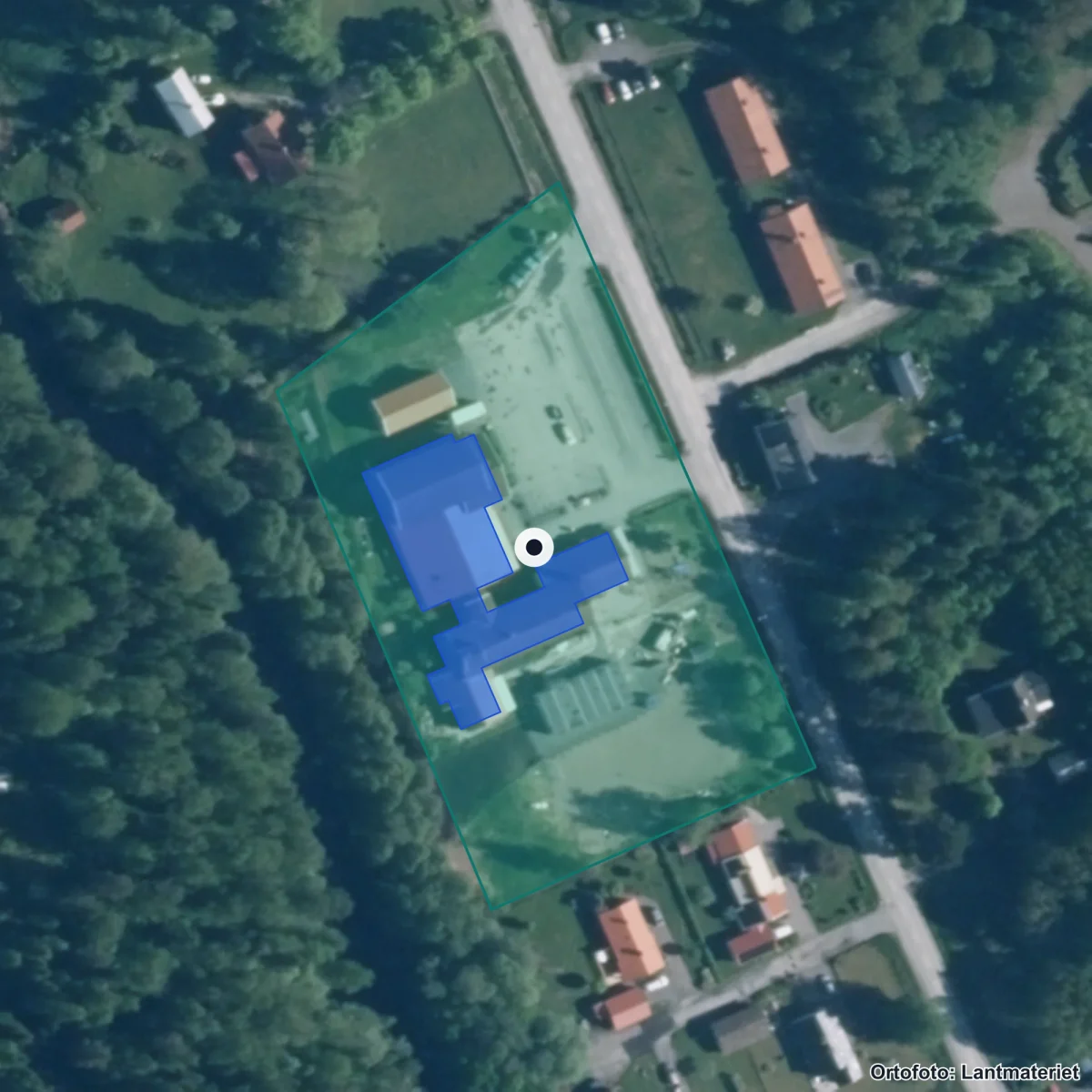Flygbild över Järnboås skola, ortofoto från Lantmäteriet
