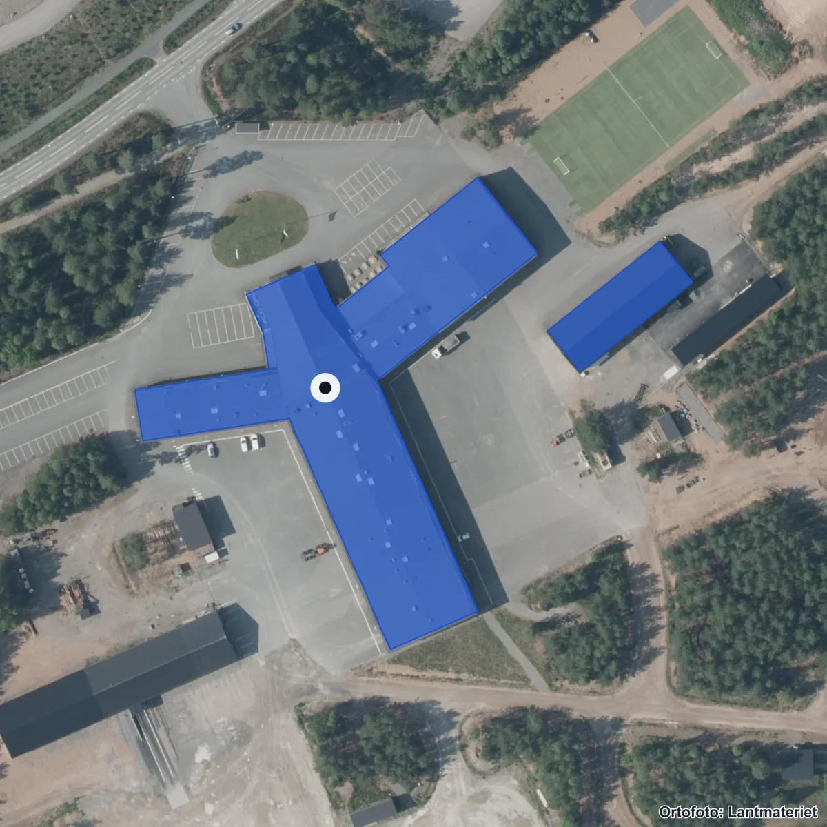 Flygbild över Nifsarpsskolan, ortofoto från Lantmäteriet