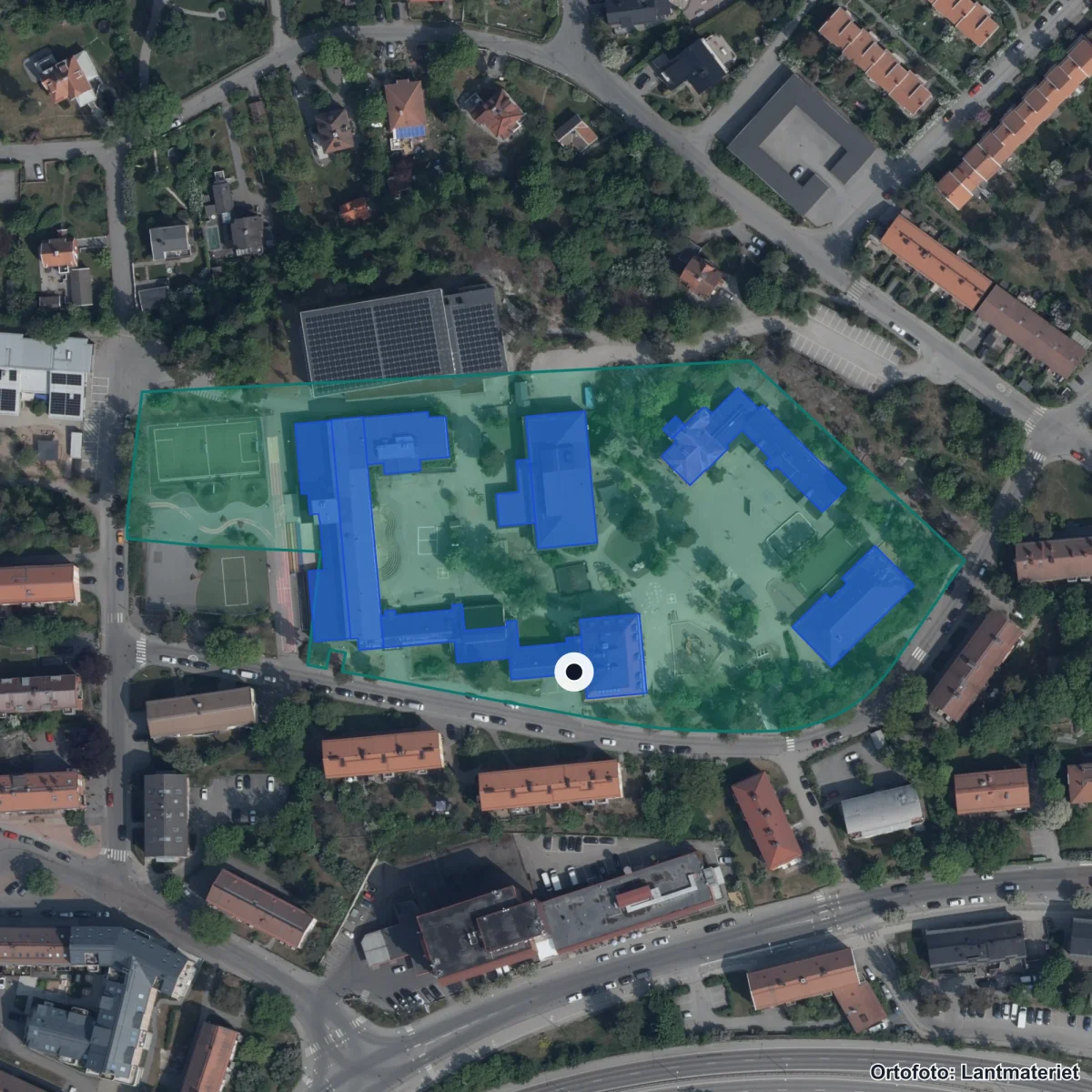 Flygbild över Torsviks skola, ortofoto från Lantmäteriet