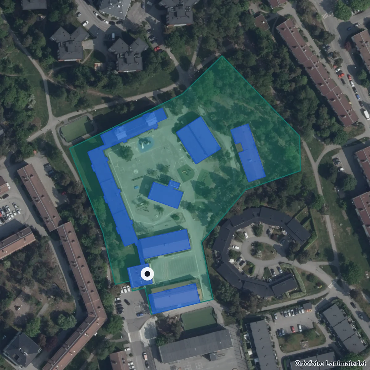 Flygbild över Bandhagens skola, ortofoto från Lantmäteriet