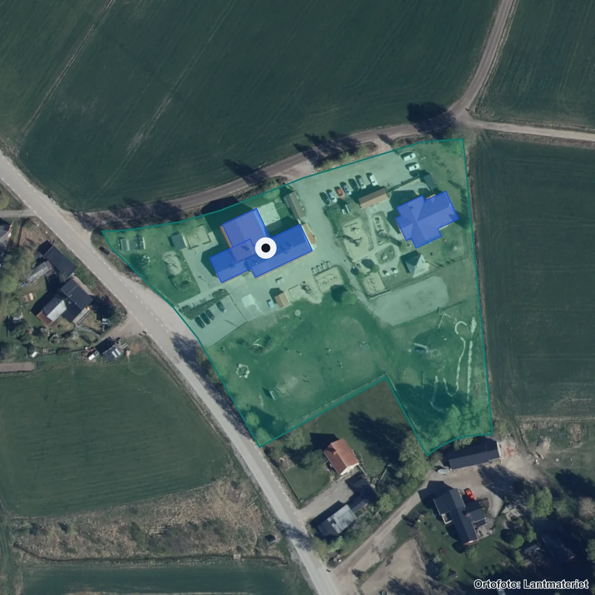Flygbild över Bobygda Skola, ortofoto från Lantmäteriet