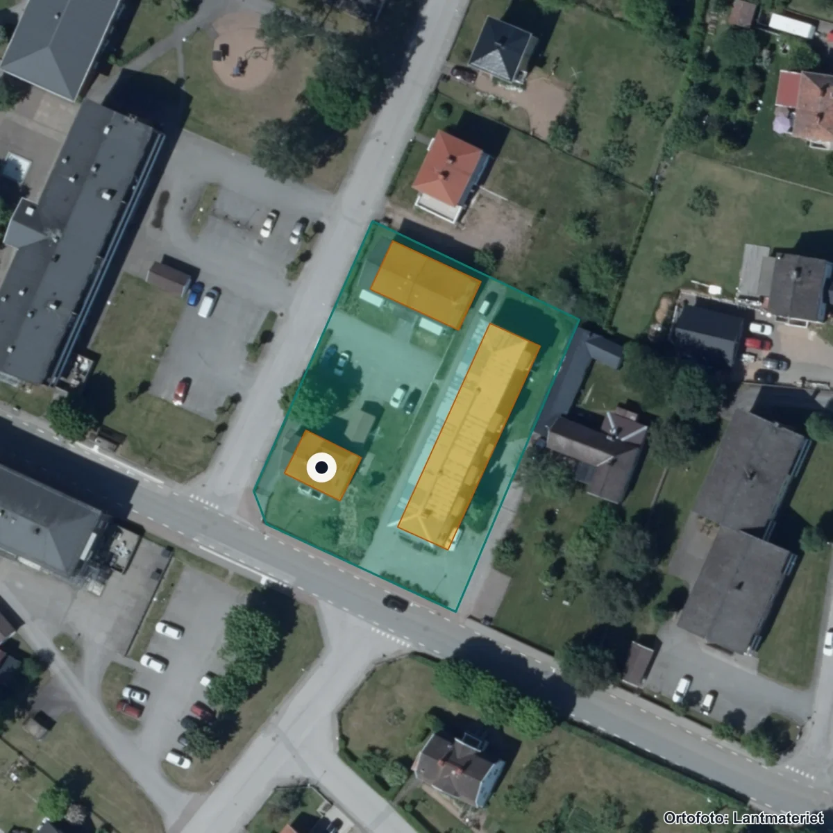 Flygbild över Djursdala skola, ortofoto från Lantmäteriet