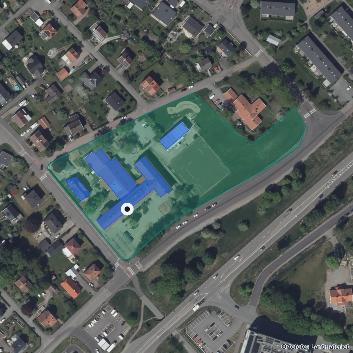Flygbild över Nolbyskolan, ortofoto från Lantmäteriet