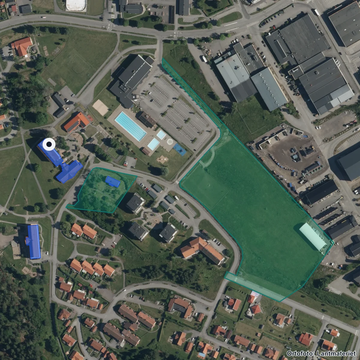 Flygbild över Björkhagaskolan, ortofoto från Lantmäteriet