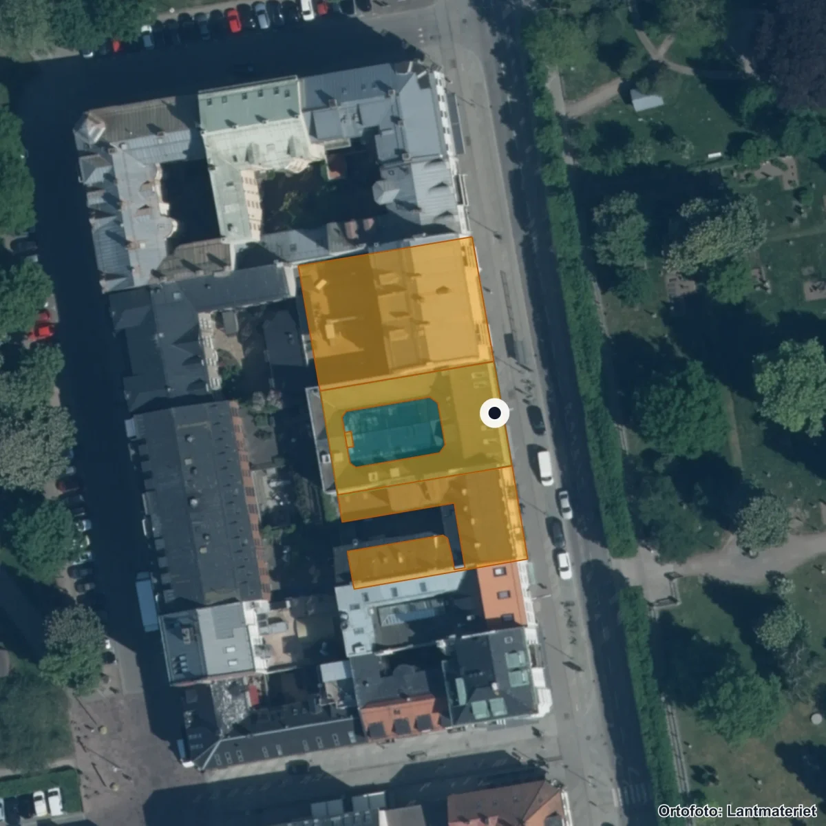 Flygbild över NTI Vetenskapsgymnasiet Helsingborg, ortofoto från Lantmäteriet
