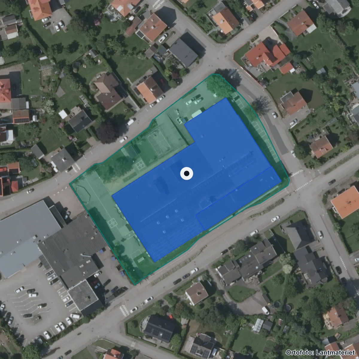 Flygbild över Kunskapsskolan Varberg, ortofoto från Lantmäteriet
