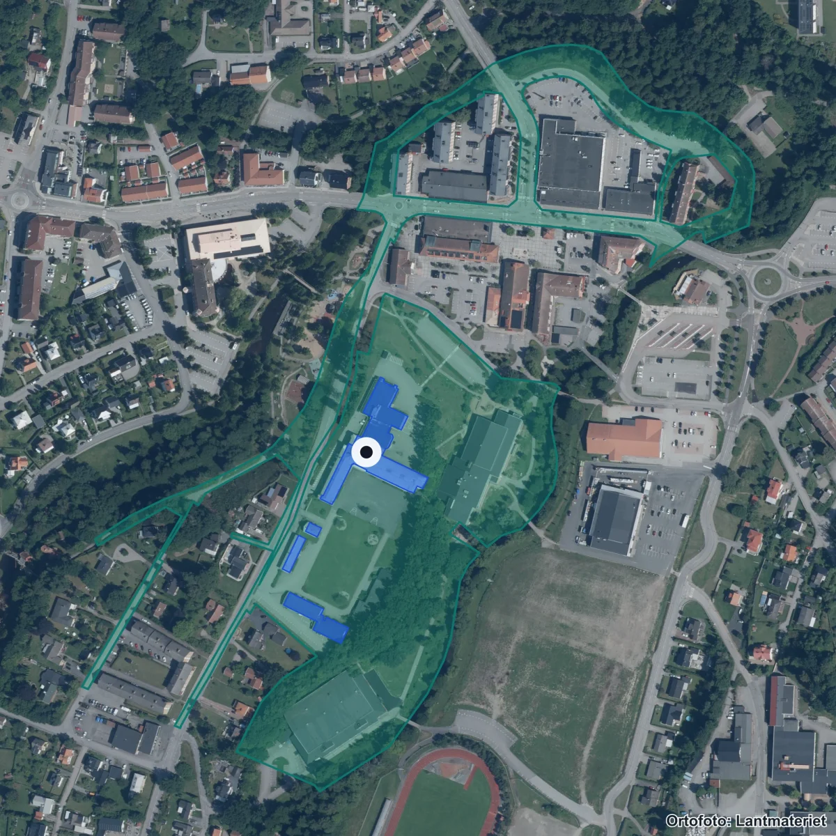 Flygbild över Högavångsskolan, ortofoto från Lantmäteriet