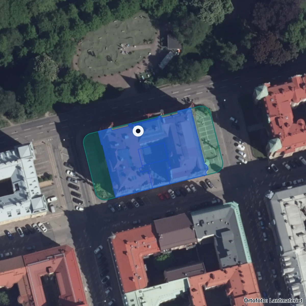 Flygbild över Sjölins Gymnasium Göteborg, ortofoto från Lantmäteriet