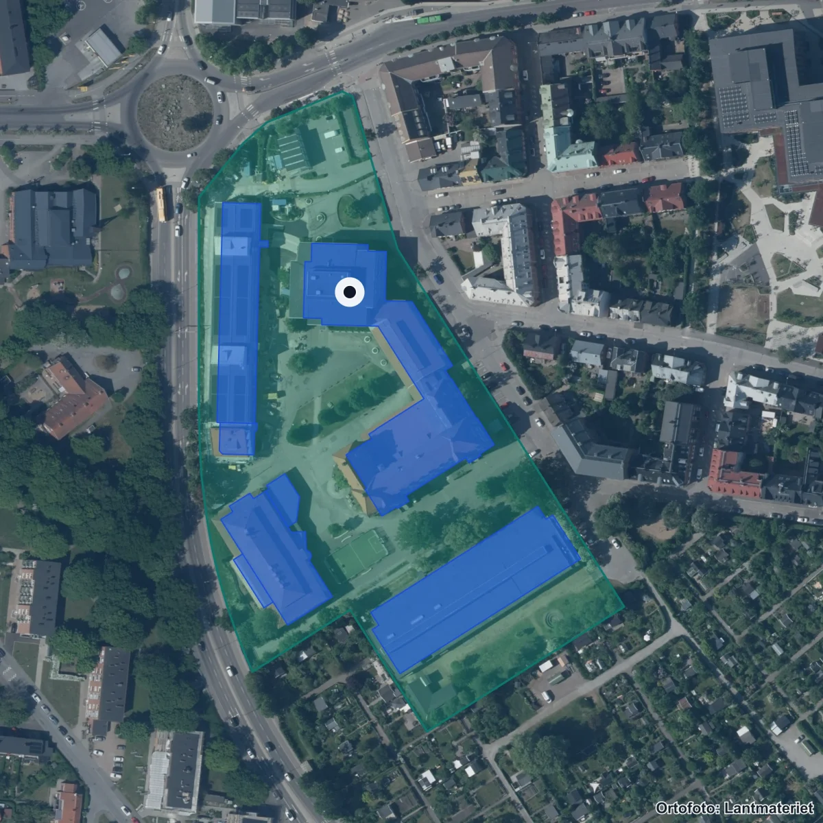 Flygbild över Polhemskolan, ortofoto från Lantmäteriet