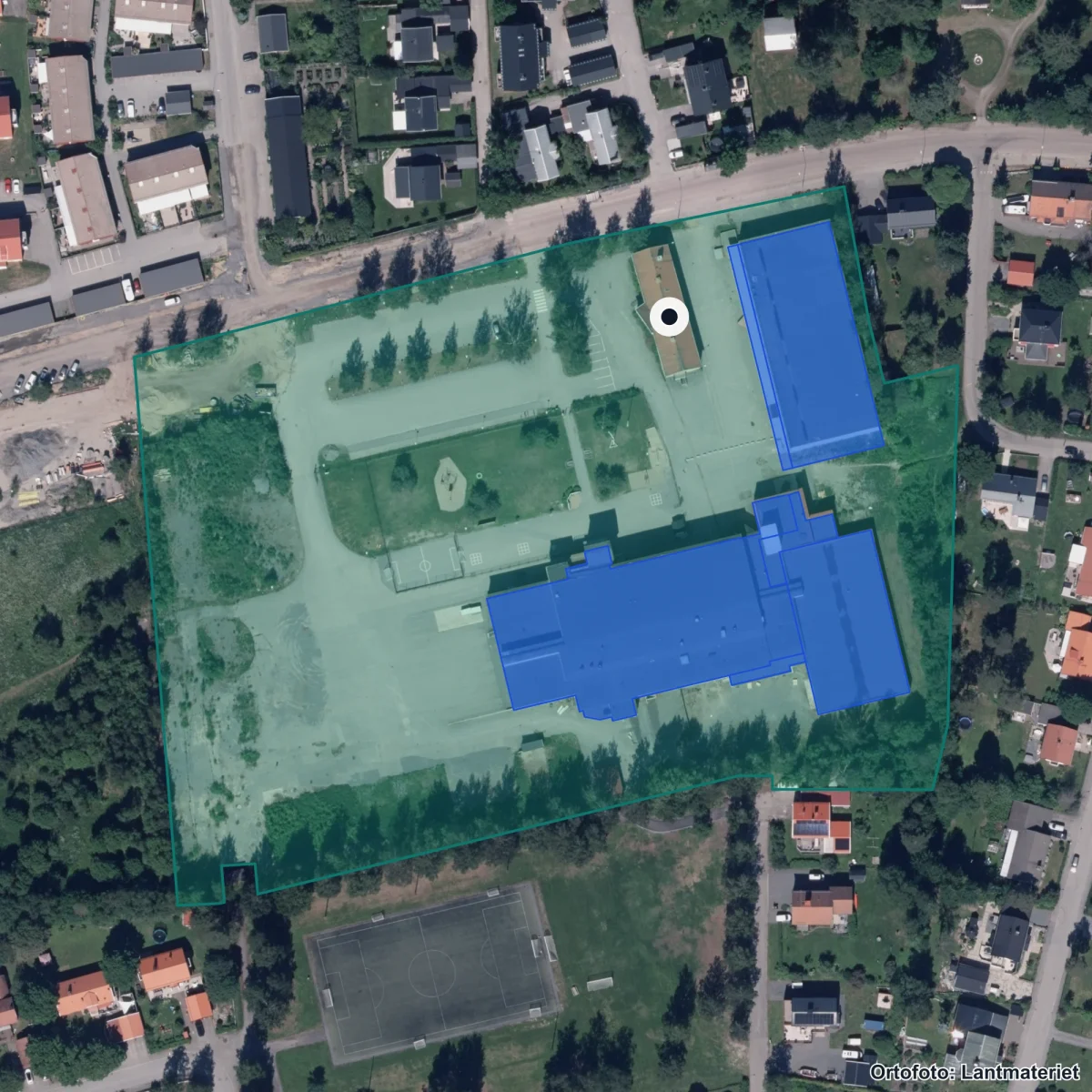 Flygbild över Internationella Engelska Skolan Umeå, ortofoto från Lantmäteriet