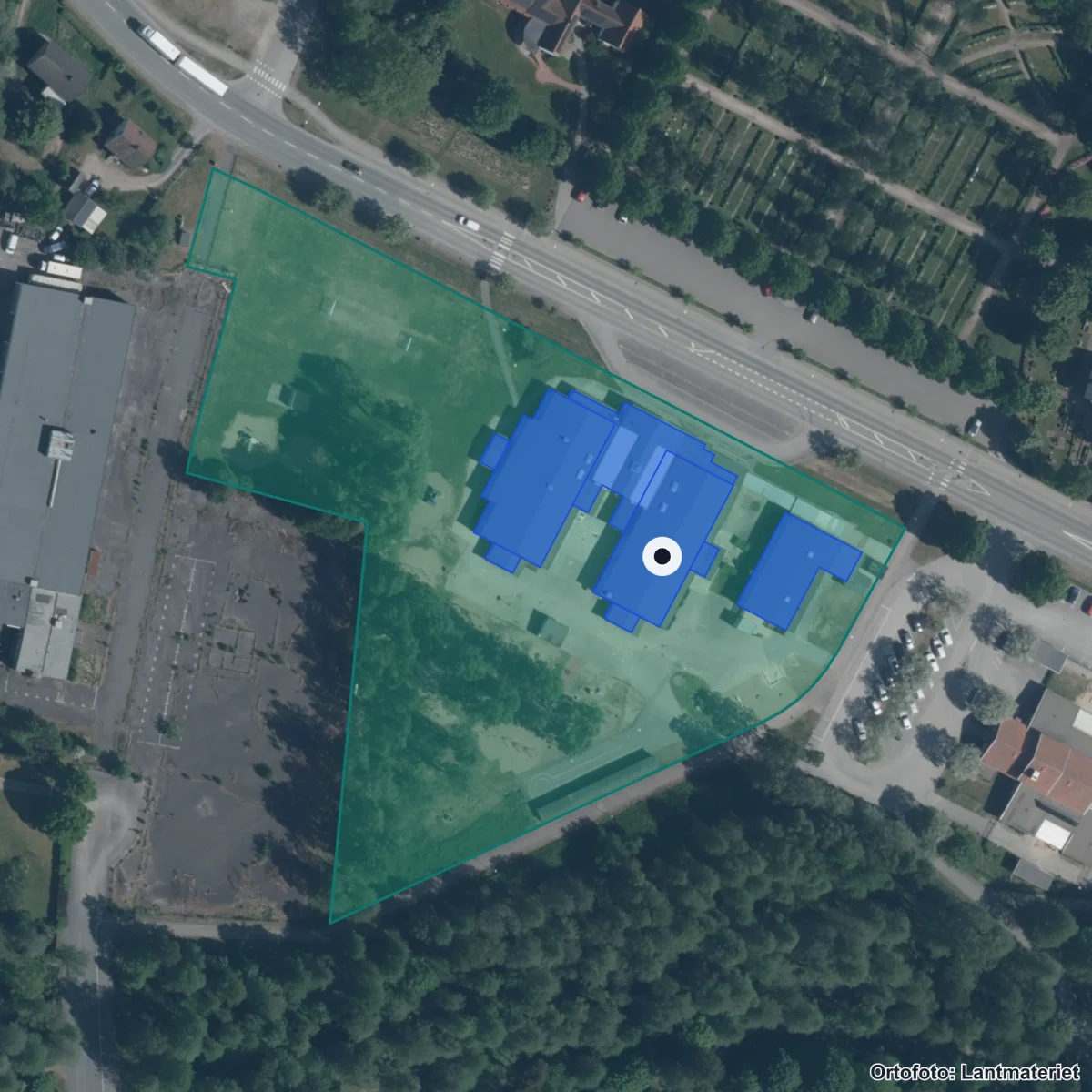 Flygbild över Parkskolan, ortofoto från Lantmäteriet