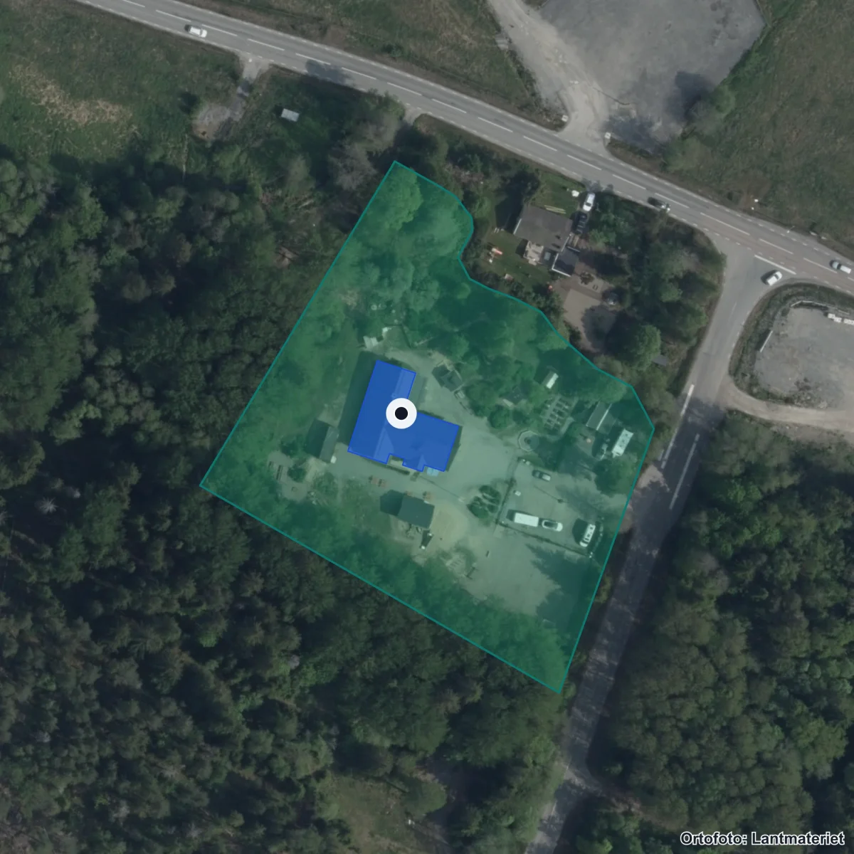 Flygbild över Västra Ekoskolan, ortofoto från Lantmäteriet