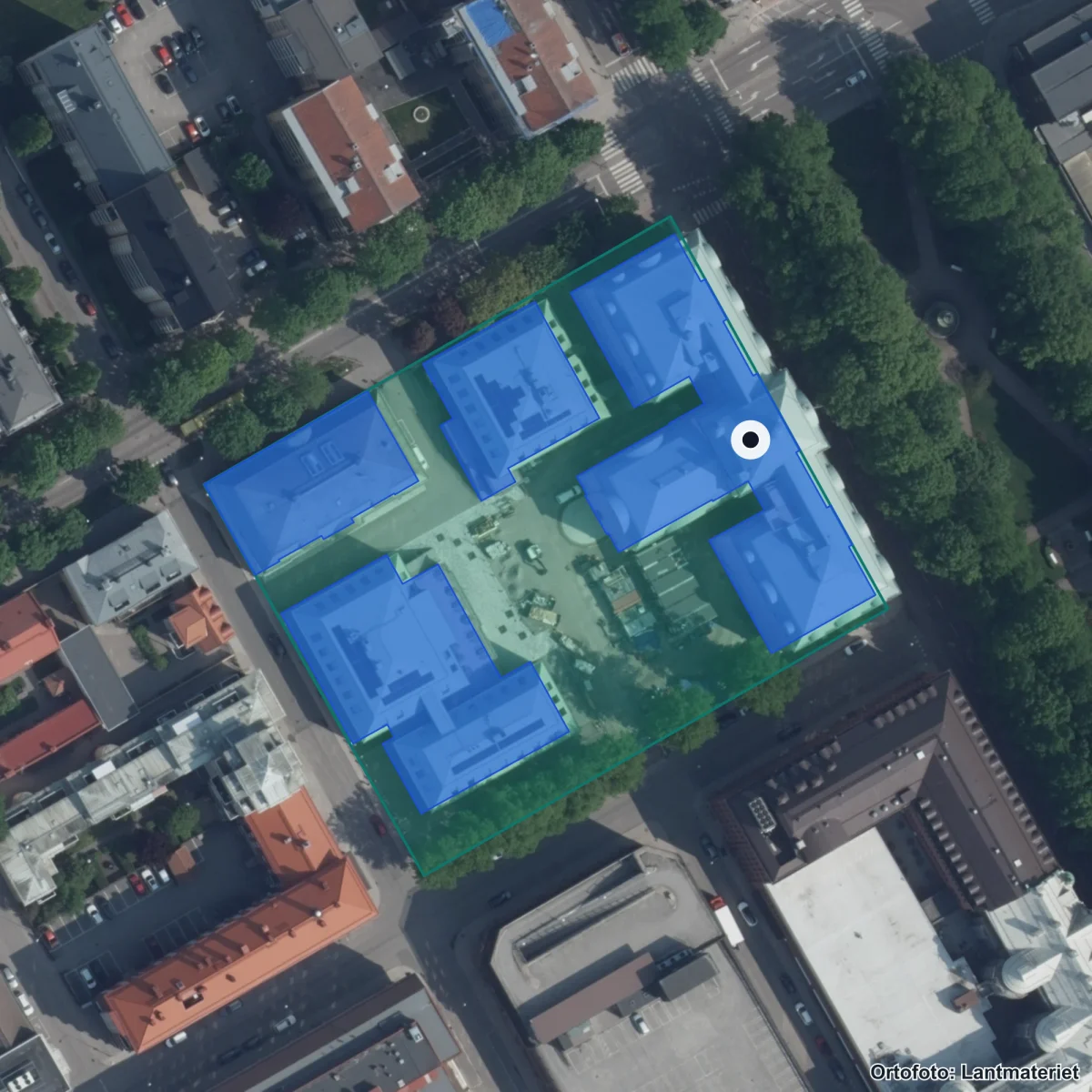 Flygbild över Vasaskolan, ortofoto från Lantmäteriet
