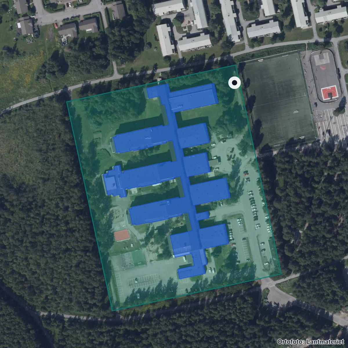 Flygbild över Innovitaskolan Luleå, ortofoto från Lantmäteriet