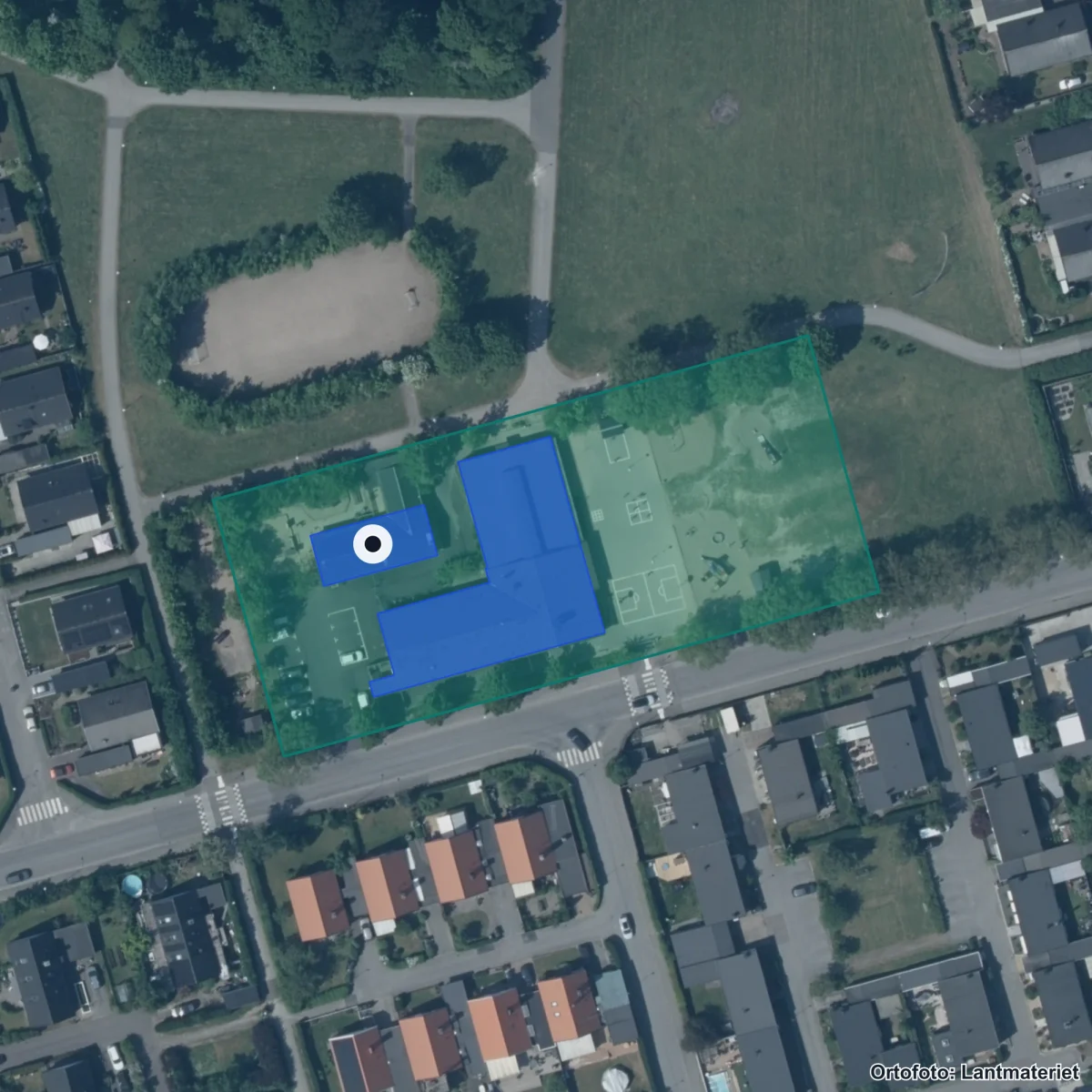 Flygbild över Svanetorpskolan, ortofoto från Lantmäteriet
