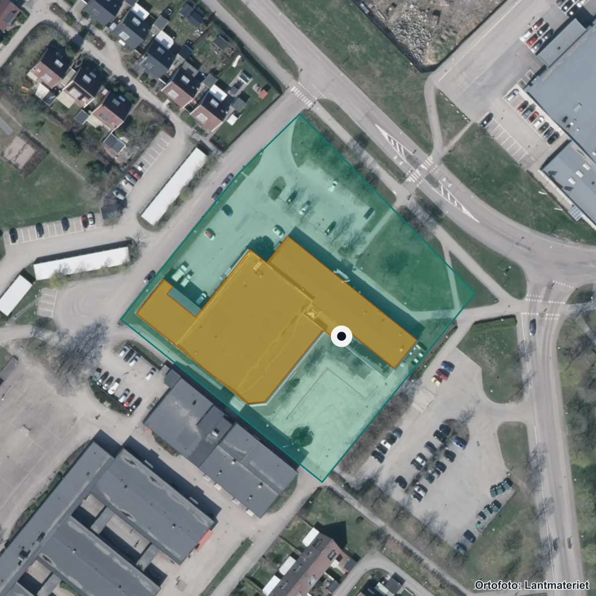 Flygbild över Nibbleskolan, ortofoto från Lantmäteriet